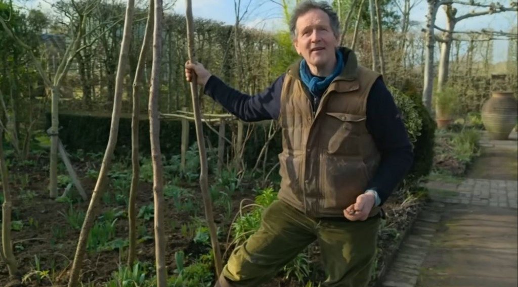 Afbeelding bij Seizoen 2024  Gardeners' World - aflevering 2 een mix van praktisch tuinadvies en inspirerende tuinbezoeken