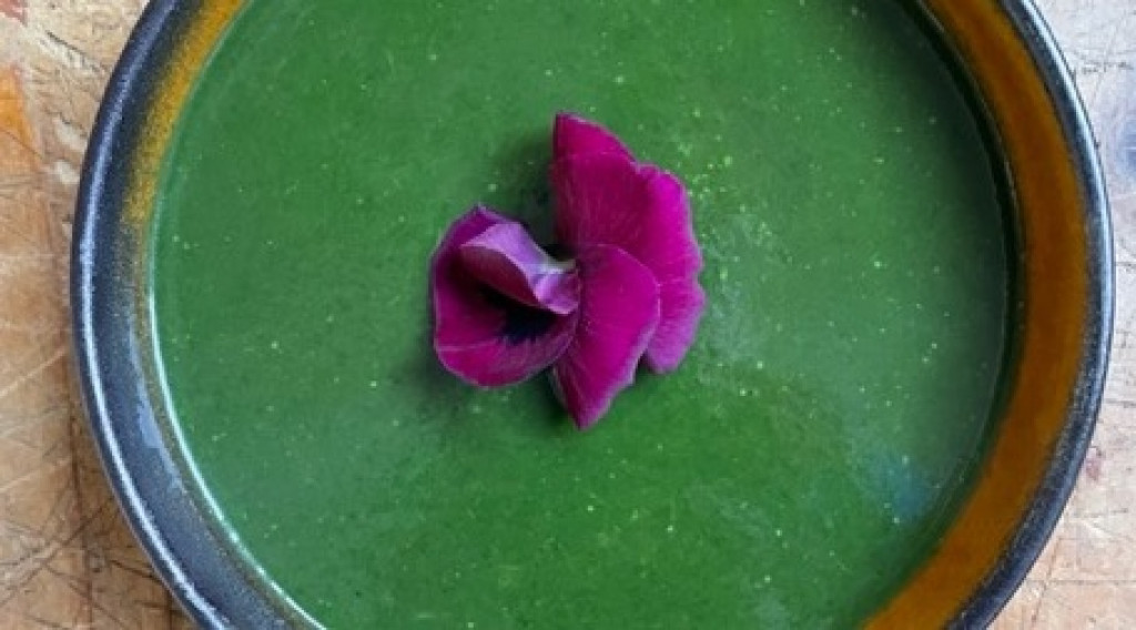 Afbeelding bij Spinaziesoep met daslook